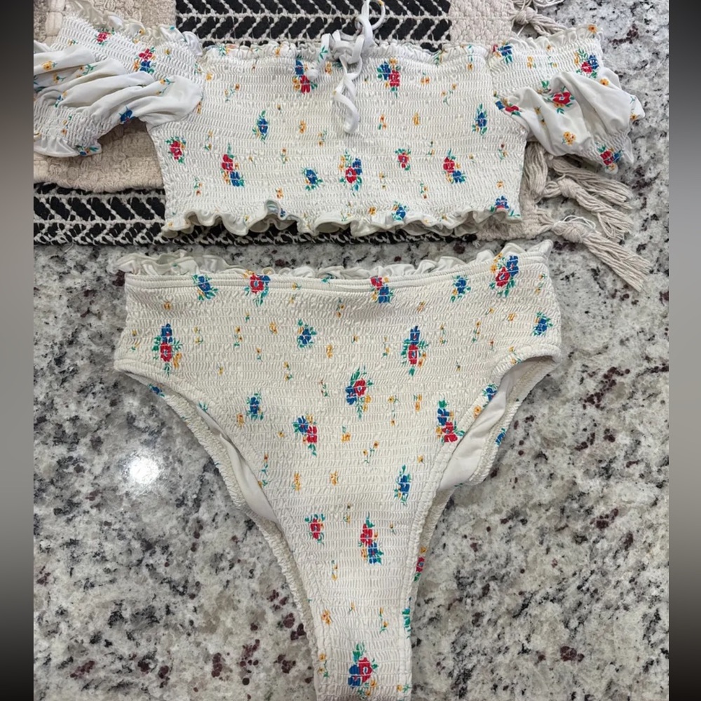 Wrangler Cream Floral Bikini Set